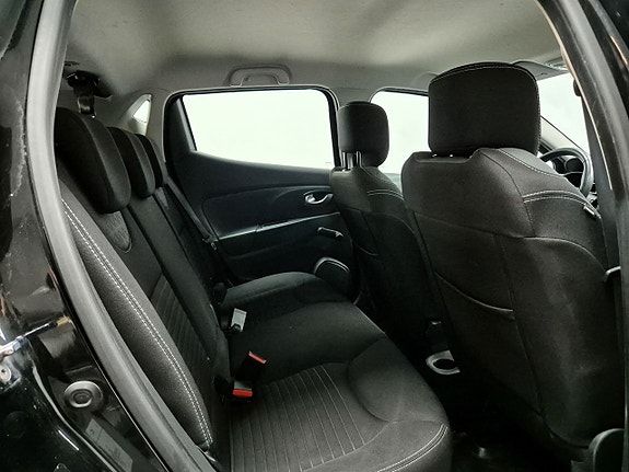 Renault Clio 23 of 24