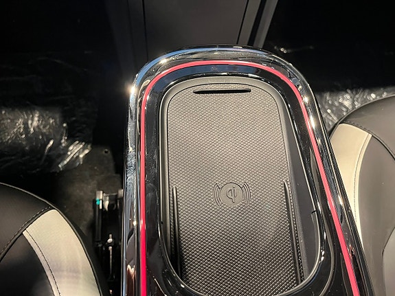 JAC E30X 8 of 16