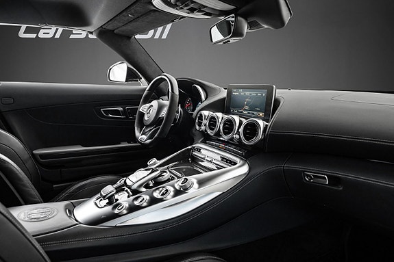 Mercedes-Benz AMG GT Roadster 4 of 5