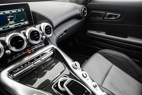 Mercedes-Benz AMG GT Roadster 8 of 21