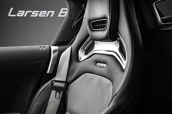 Mercedes-Benz AMG GT Roadster 7 of 21