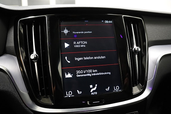 Volvo V60 Cross Country 16 of 21