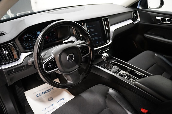 Volvo V60 Cross Country 6 of 21