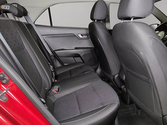 Kia Rio 14 of 27