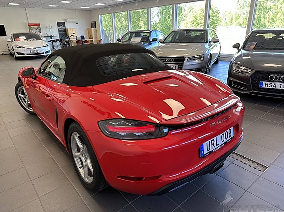 Porsche Boxster 8 of 20
