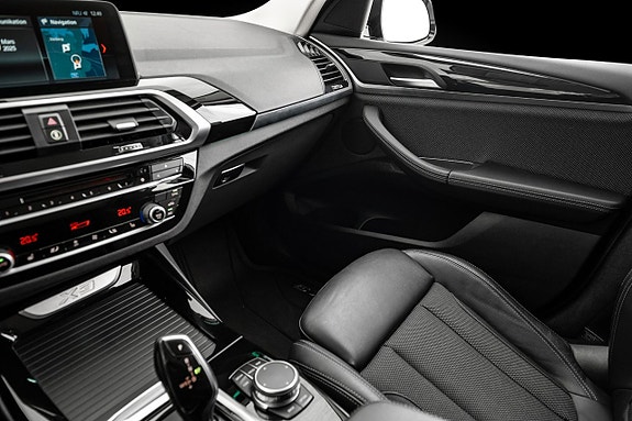 BMW X3 14 of 20