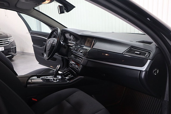 BMW 520 13 of 16