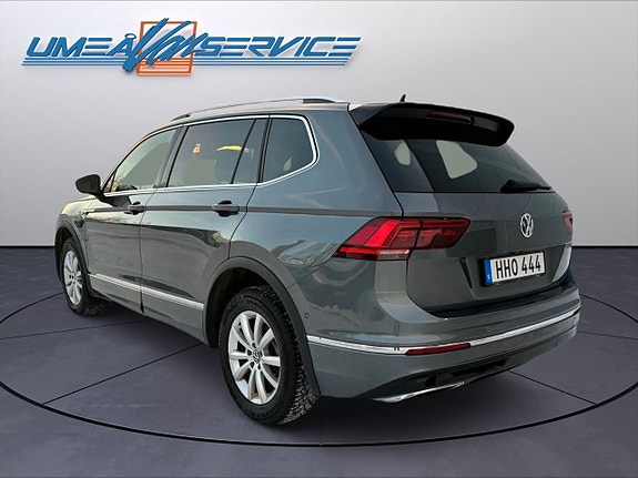 Volkswagen Tiguan Allspace 2 of 5