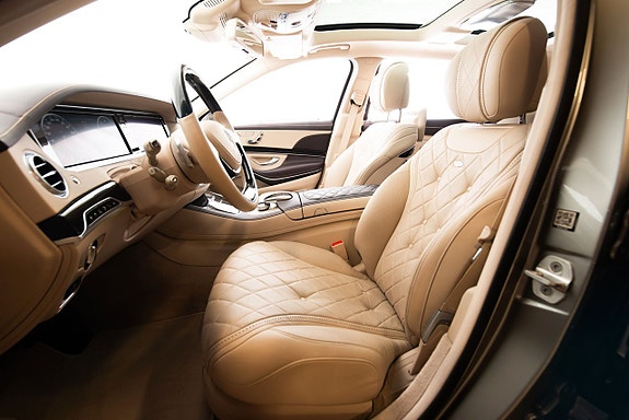 Mercedes-Benz S600 12 of 30