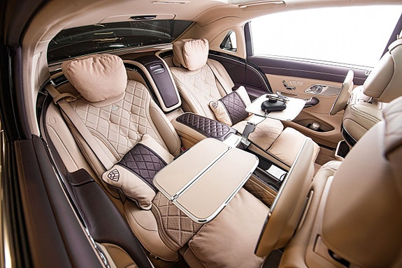 Mercedes-Benz S600 21 of 30