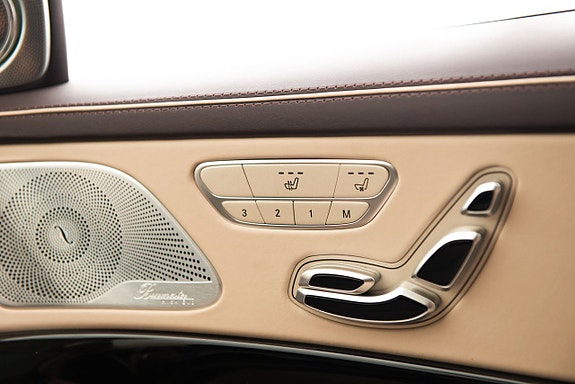 Mercedes-Benz S600 27 of 30