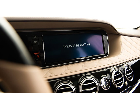 Mercedes-Benz S600 25 of 30