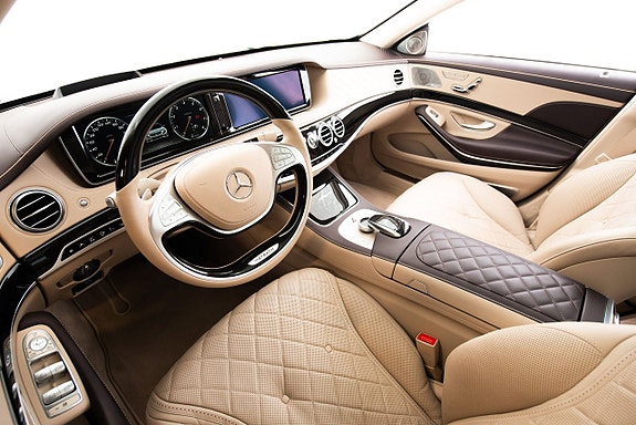 Mercedes-Benz S600 11 of 30