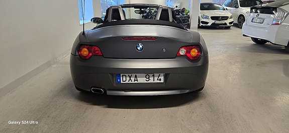 BMW Z4 4 of 5