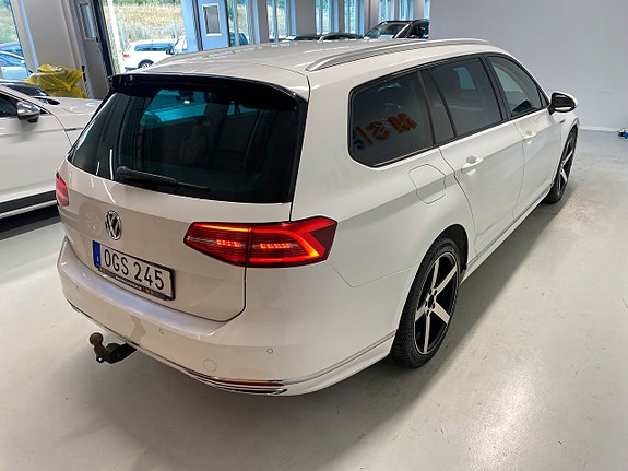 Volkswagen Passat 4 of 5