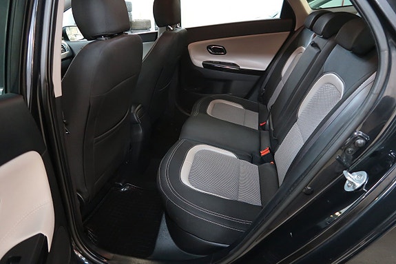 Kia Ceed 12 of 18