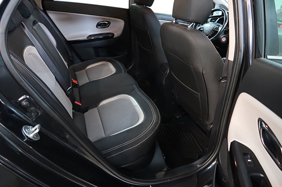 Kia Ceed 14 of 18