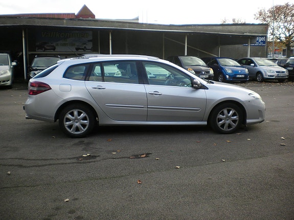 Renault Laguna 4 of 5