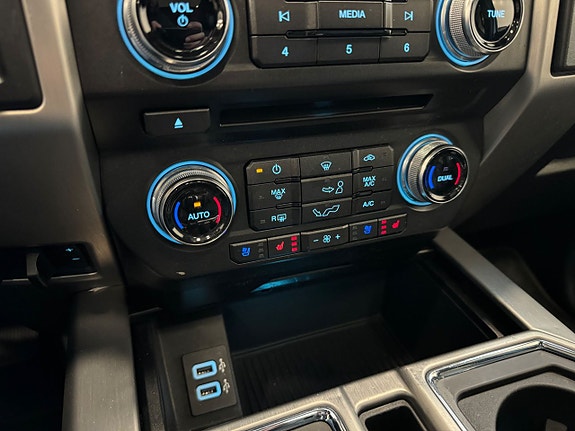 Ford F-150 18 of 24