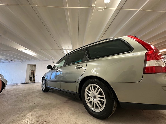 Volvo V50 6 of 13