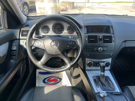 Mercedes-Benz C180 6 of 18