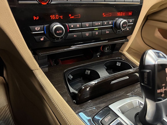 BMW 730 21 of 27