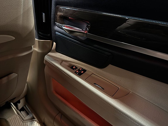 BMW 730 13 of 27