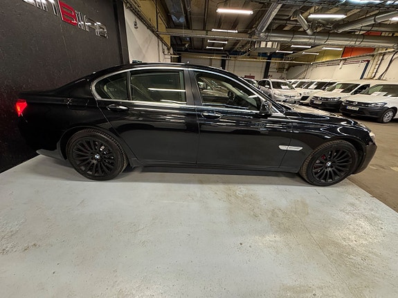 BMW 730 7 of 27
