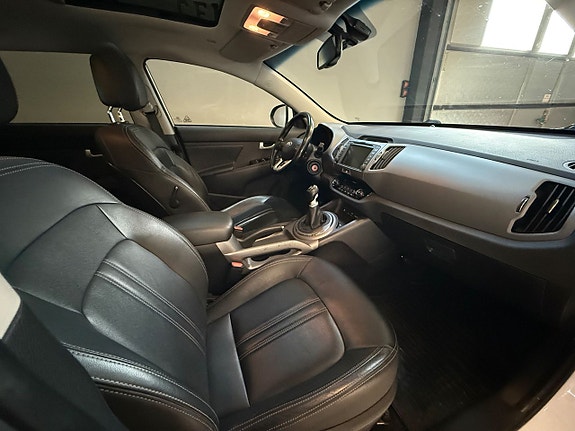 Kia Sportage 9 of 16