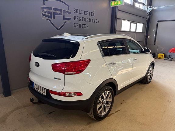 Kia Sportage 3 of 5