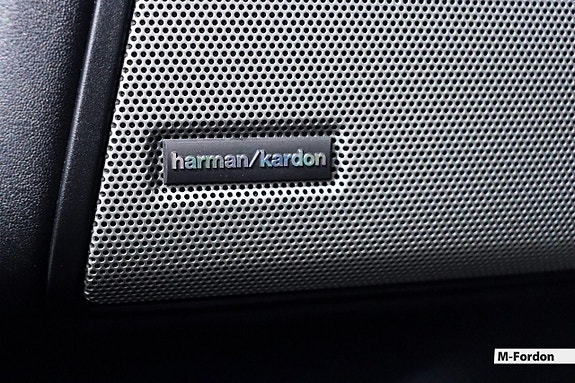 Land Rover Discovery 4 24 of 24