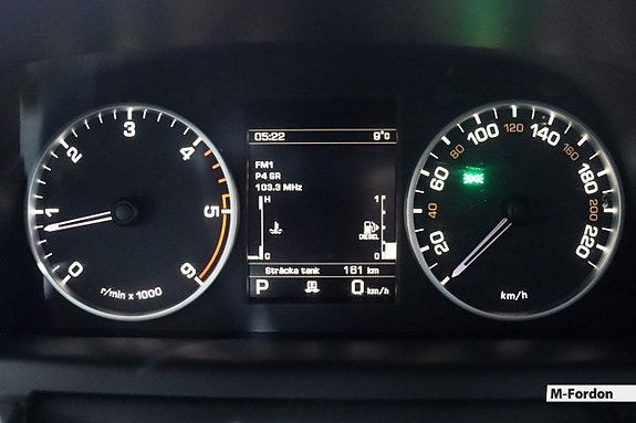 Land Rover Discovery 4 19 of 24