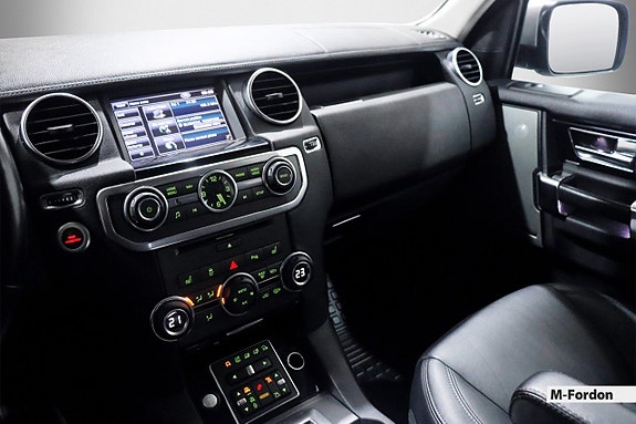 Land Rover Discovery 4 16 of 24