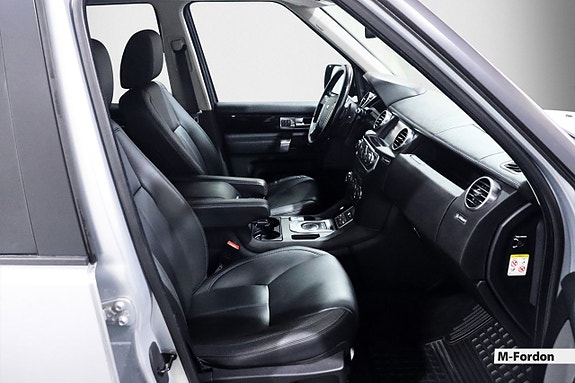 Land Rover Discovery 4 11 of 24