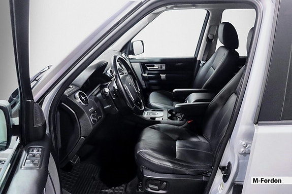 Land Rover Discovery 4 10 of 24