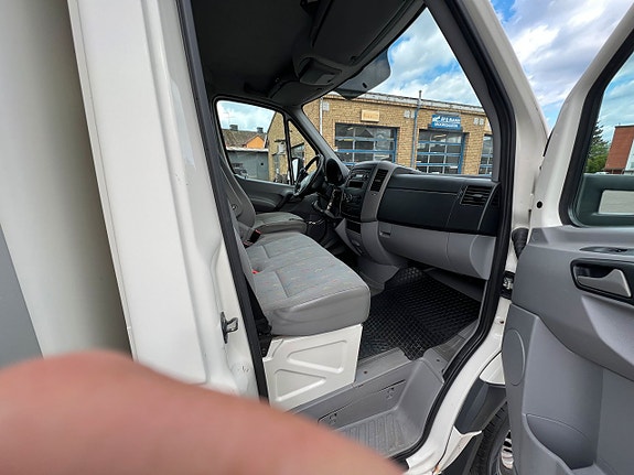 Volkswagen Crafter 9 of 13