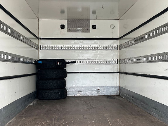 Volkswagen Crafter 12 of 13