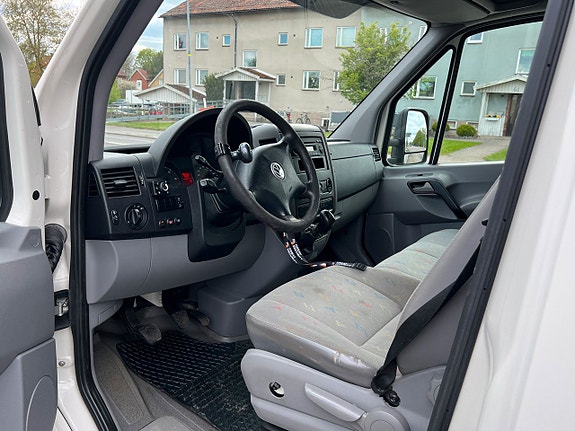Volkswagen Crafter 13 of 13