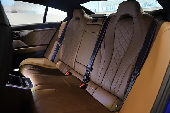 BMW M8 11 of 15