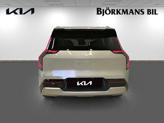 Kia EV9 5 of 29