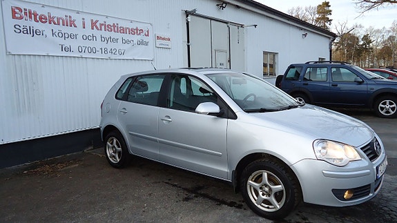 Volkswagen Polo 12 of 21