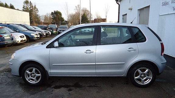 Volkswagen Polo 5 of 5