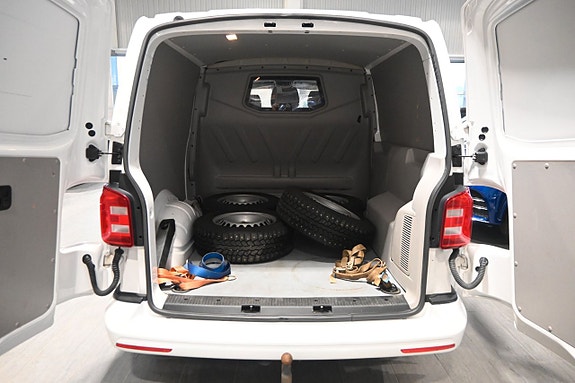 Volkswagen Transporter 14 of 22