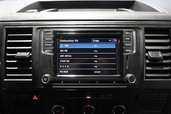 Volkswagen Transporter 18 of 22
