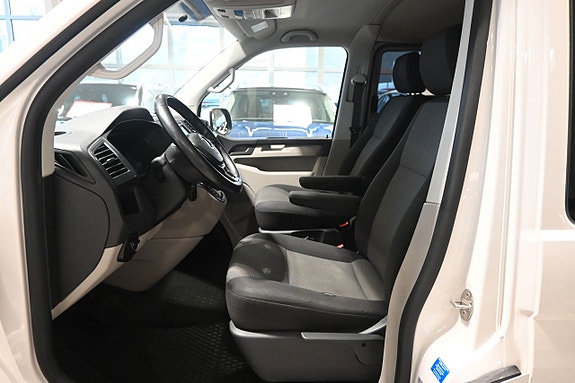 Volkswagen Transporter 8 of 22