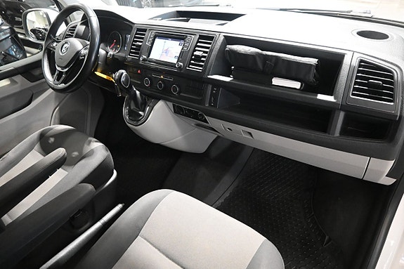 Volkswagen Transporter 10 of 22