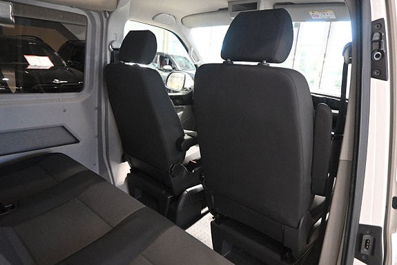 Volkswagen Transporter 12 of 22