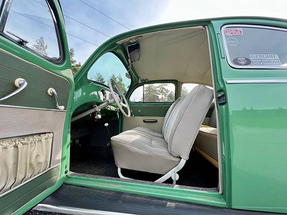 Volkswagen 1200 10 of 14
