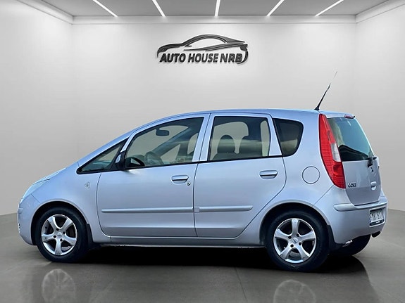 Mitsubishi Colt 7 of 20