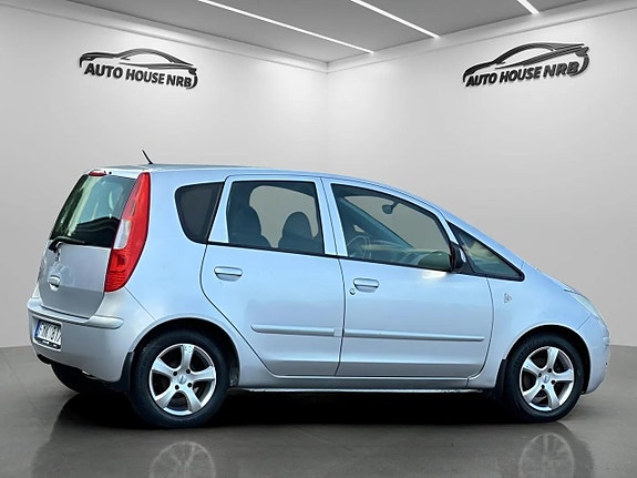 Mitsubishi Colt 10 of 20